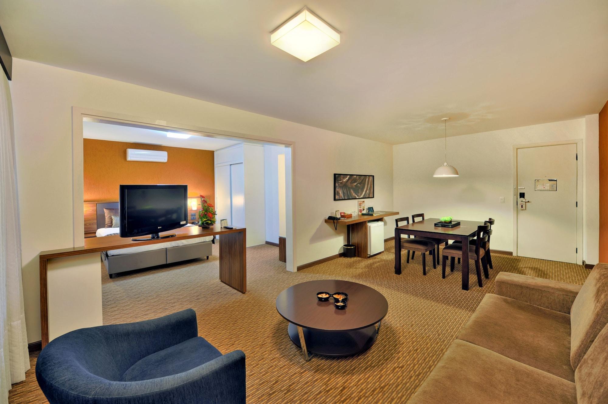 Hotel Deville クリチバ エクステリア 写真
